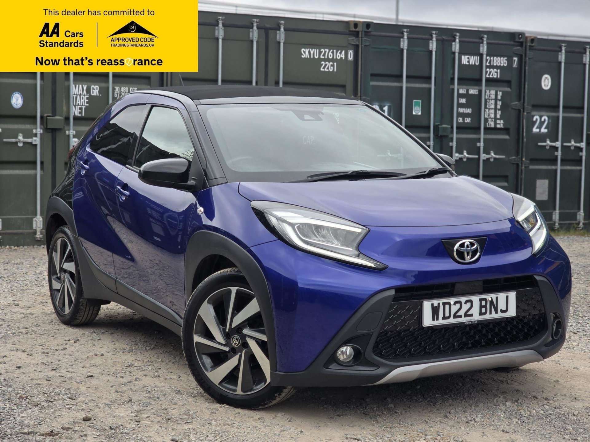 1.0 VVT-i Exclusive Hatchback 5dr Petrol x-shift Euro 6 (s/s) (72 ps)