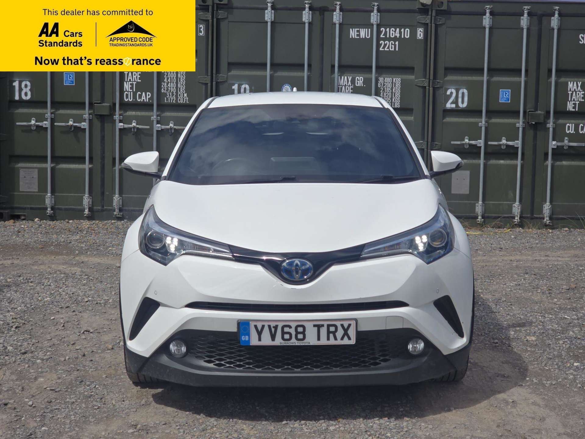 White 2019 Toyota C-HR 1.8 VVT-i Design Hatchback Front-wheel drive Automatic