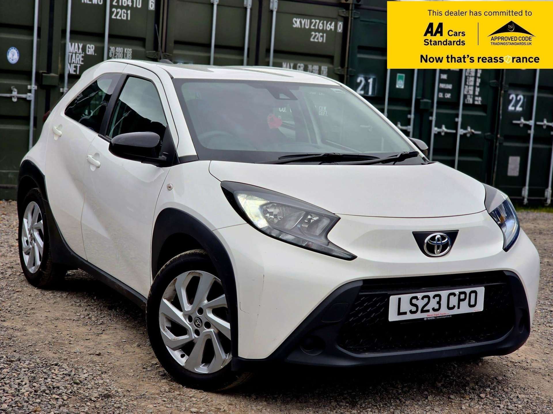1.0 VVT-i Pure Hatchback 5dr Petrol x-shift Euro 6 (s/s) (72 ps)