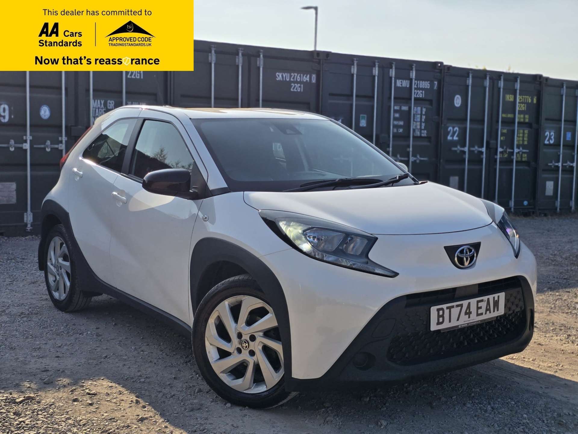 1.0 VVT-i Pure Hatchback 5dr Petrol x-shift Euro 6 (s/s) (72 ps)