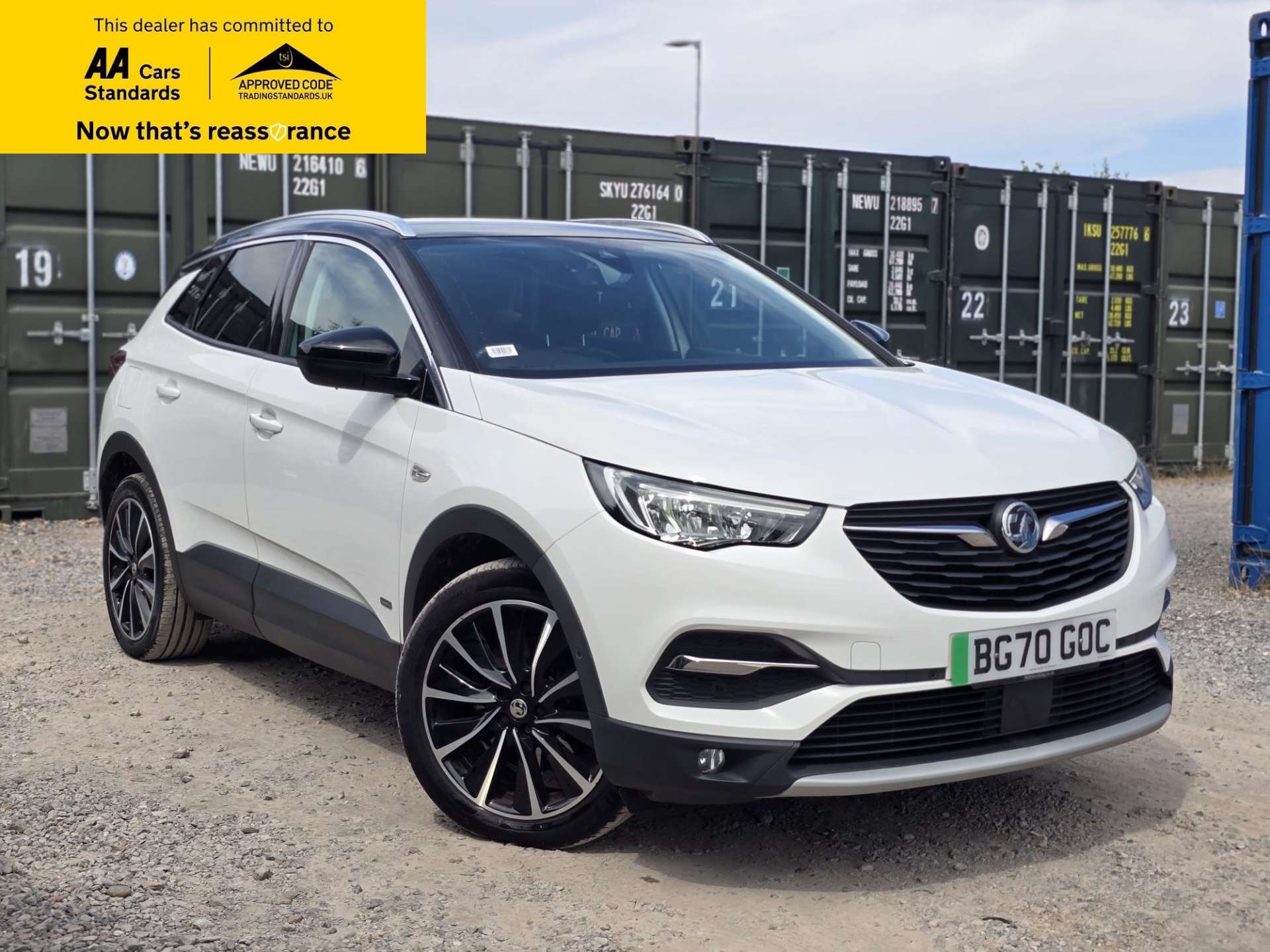 1.6 13.2kWh SRi Nav SUV 5dr Petrol Plug-in Hybrid Auto 4WD Euro 6 (s/s) Hybrid4 (300 ps)
