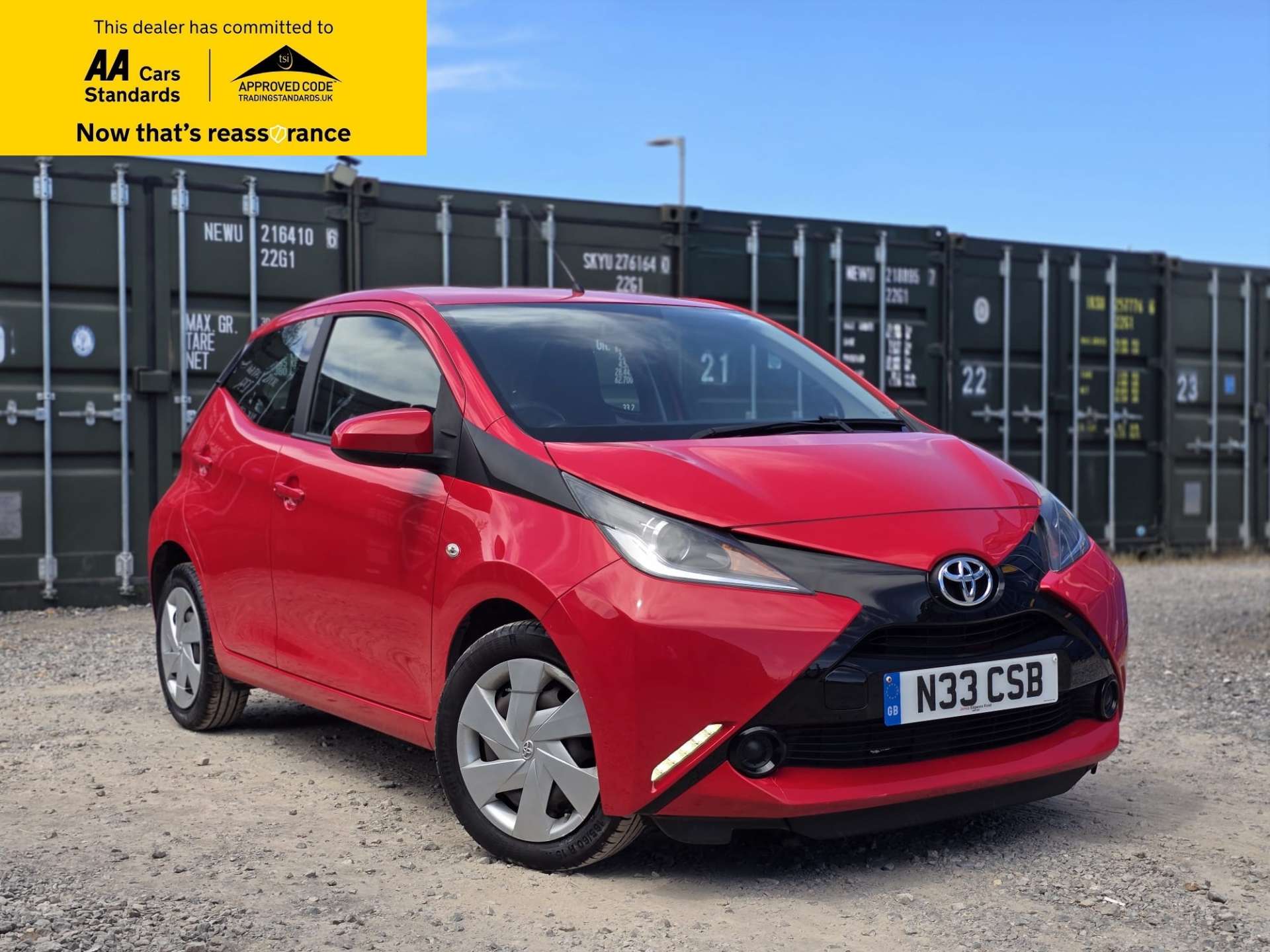 1.0 VVT-i x-play Hatchback 5dr Petrol x-shift Euro 6 (71 ps)