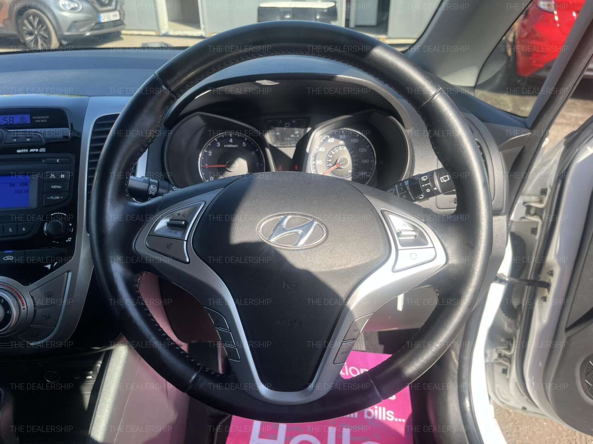 Hyundai IX20 1.6 ix20 SE Auto 5dr #27