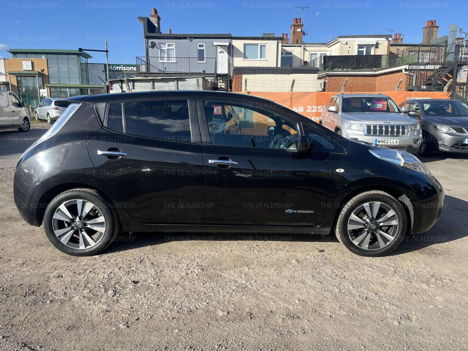 Nissan Leaf 30kWh Tekna Hatchback 5dr Electric Auto (109 bhp)