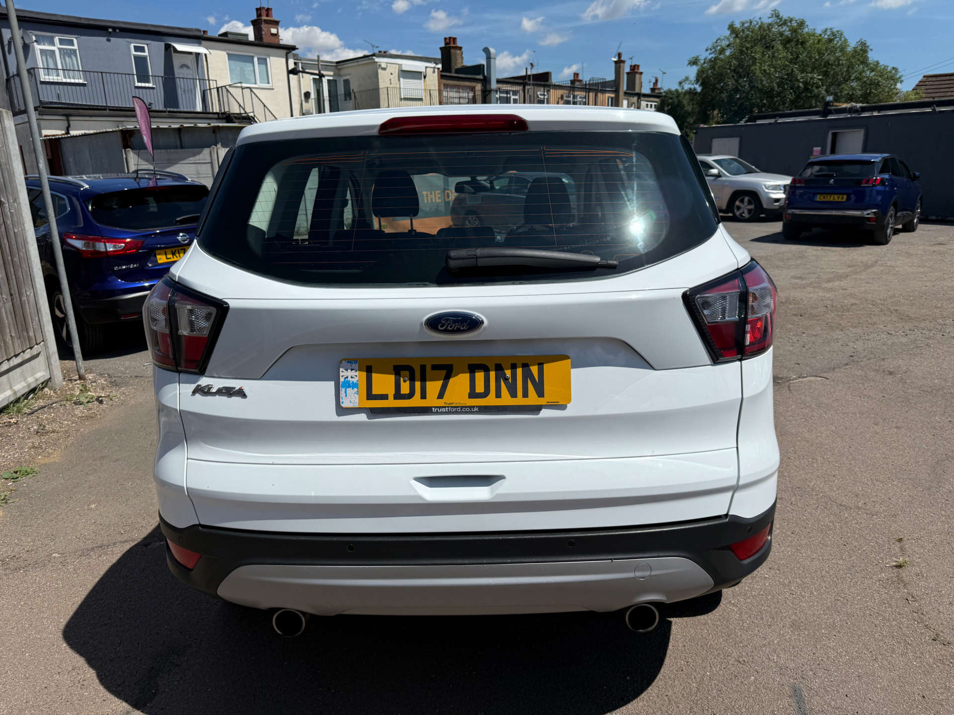 Ford KUGA 1.5 Kuga Zetec TDCI 5dr #9