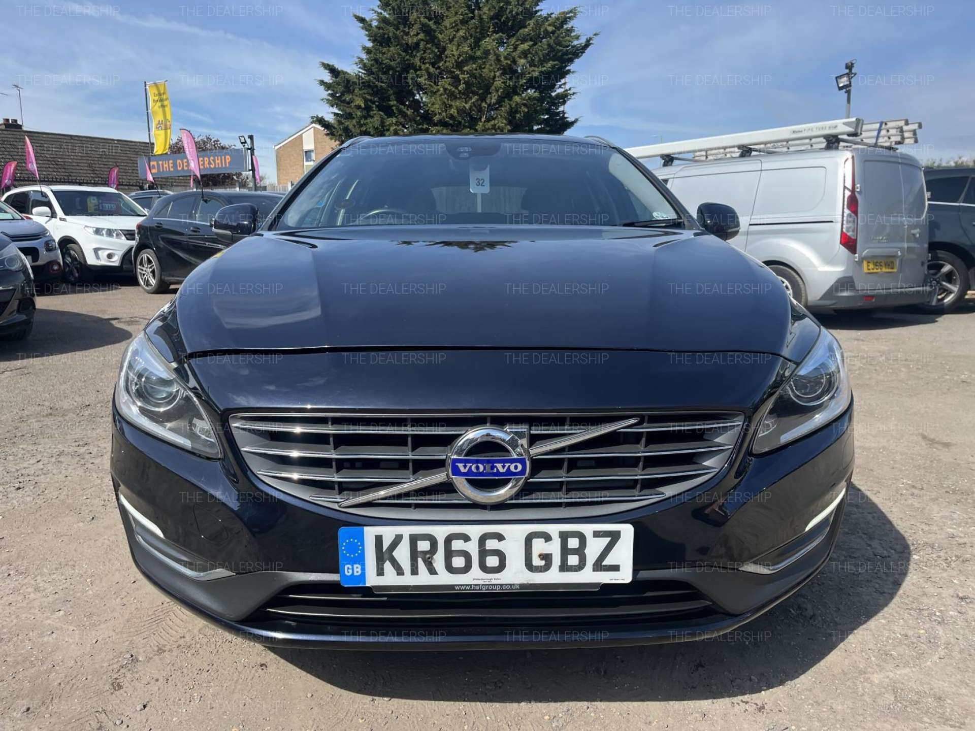 Volvo V60 2.0 D3 SE Lux Nav Estate 5dr Diesel Auto Euro 6 (s/s) (150 ps)