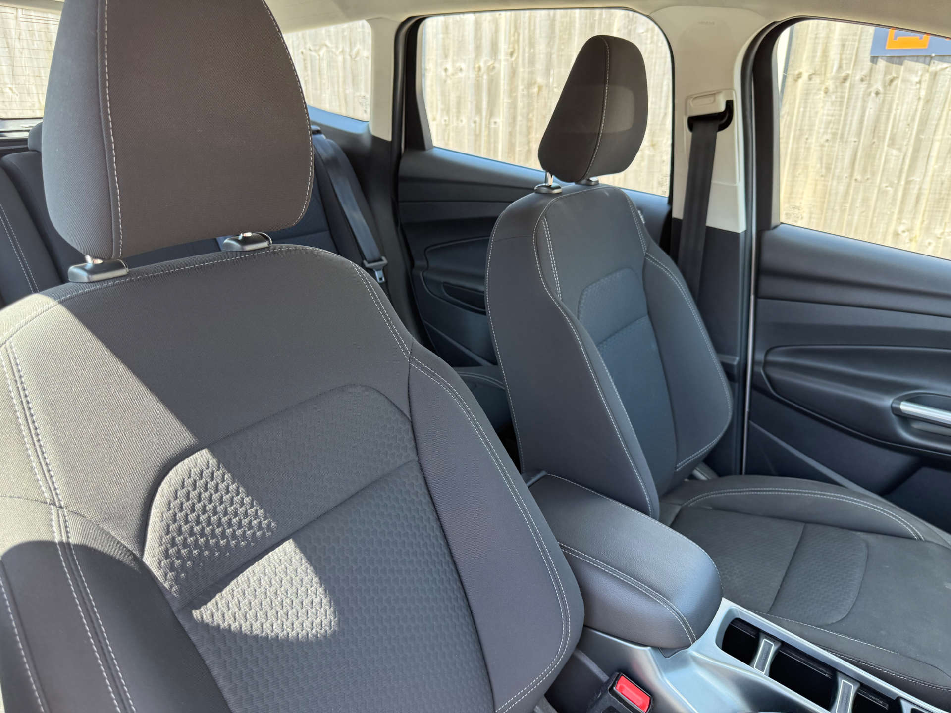 Ford KUGA 1.5 Kuga Zetec TDCI 5dr #35