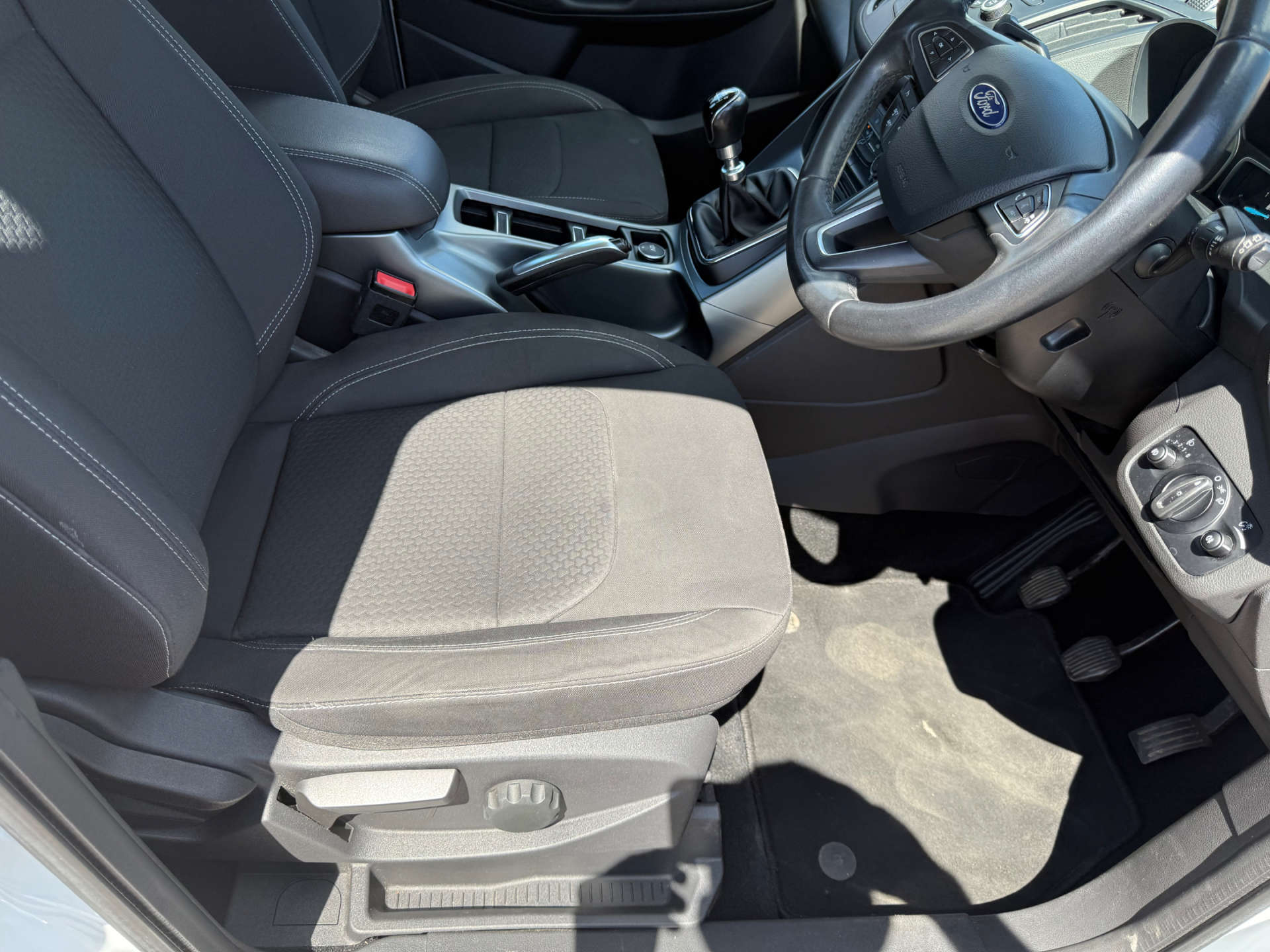 Ford KUGA 1.5 Kuga Zetec TDCI 5dr #36