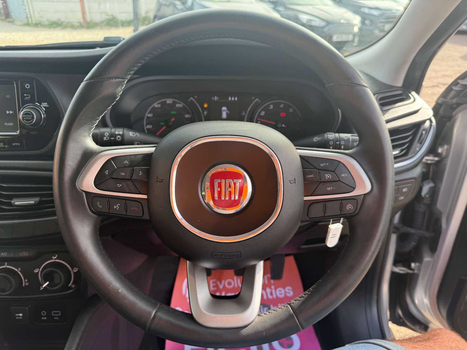 FIAT TIPO 1.4 Tipo Easy+ 5dr #40