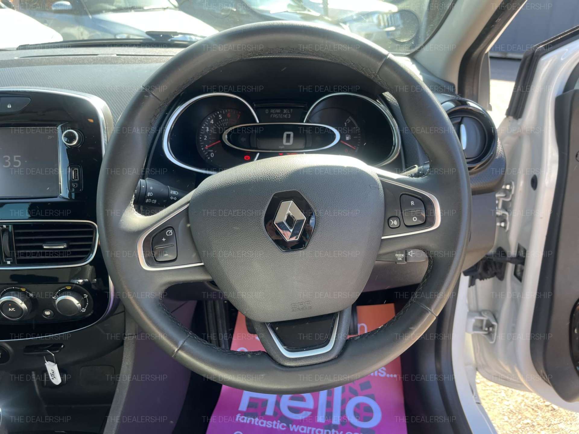 RENAULT CLIO 0.9 Clio Iconic TCe 5dr #27