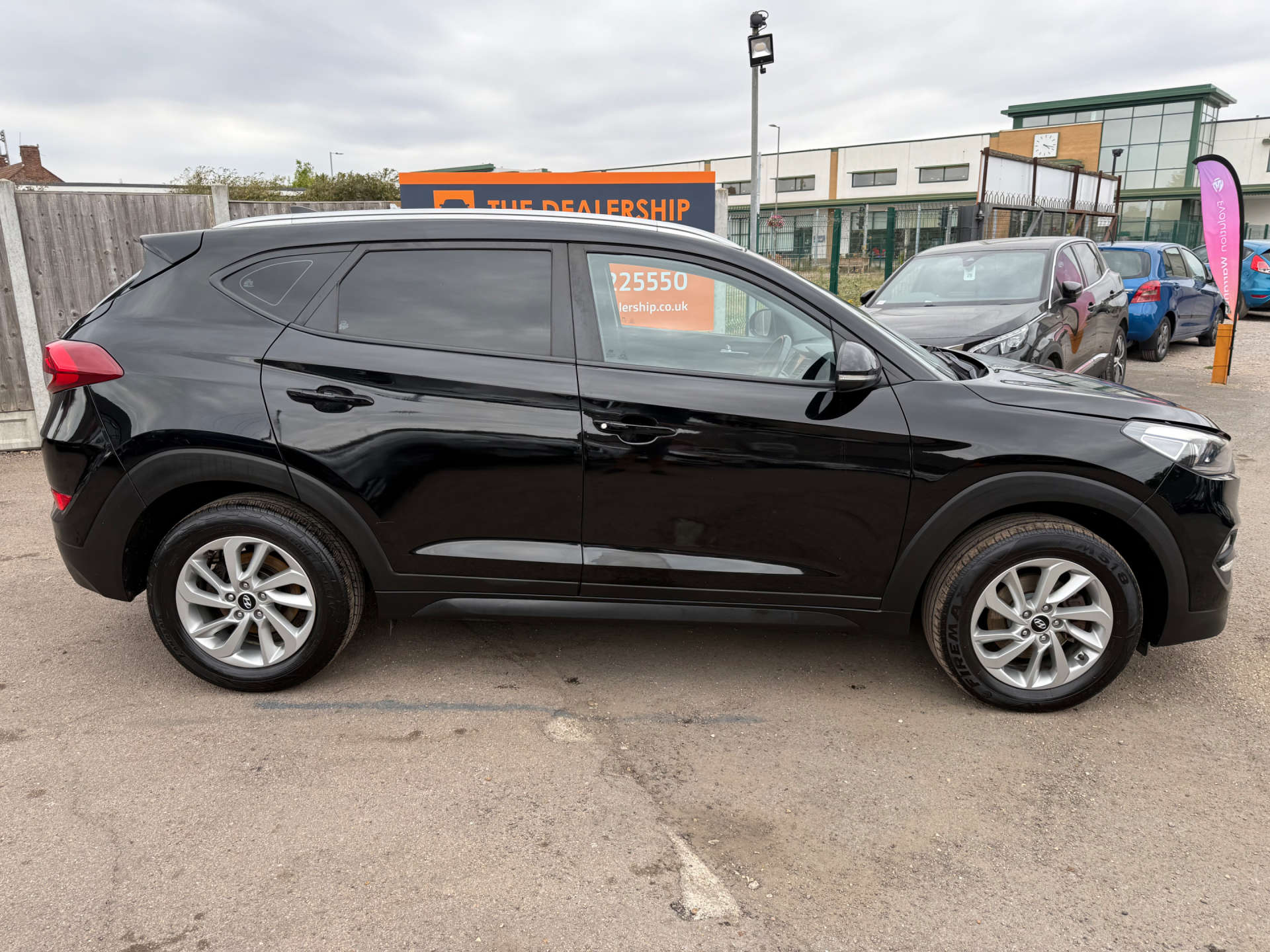 Hyundai TUCSON 1.6 Tucson SE Nav Blue Drive 2WD GDi 5dr #13