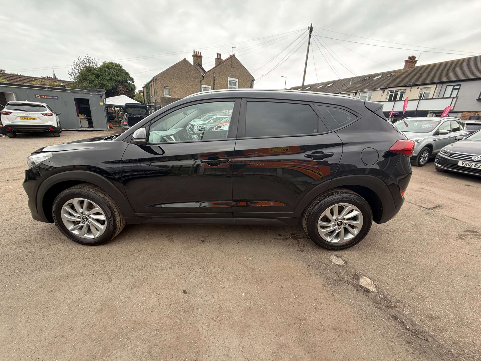 Hyundai TUCSON 1.6 Tucson SE Nav Blue Drive 2WD GDi 5dr #9