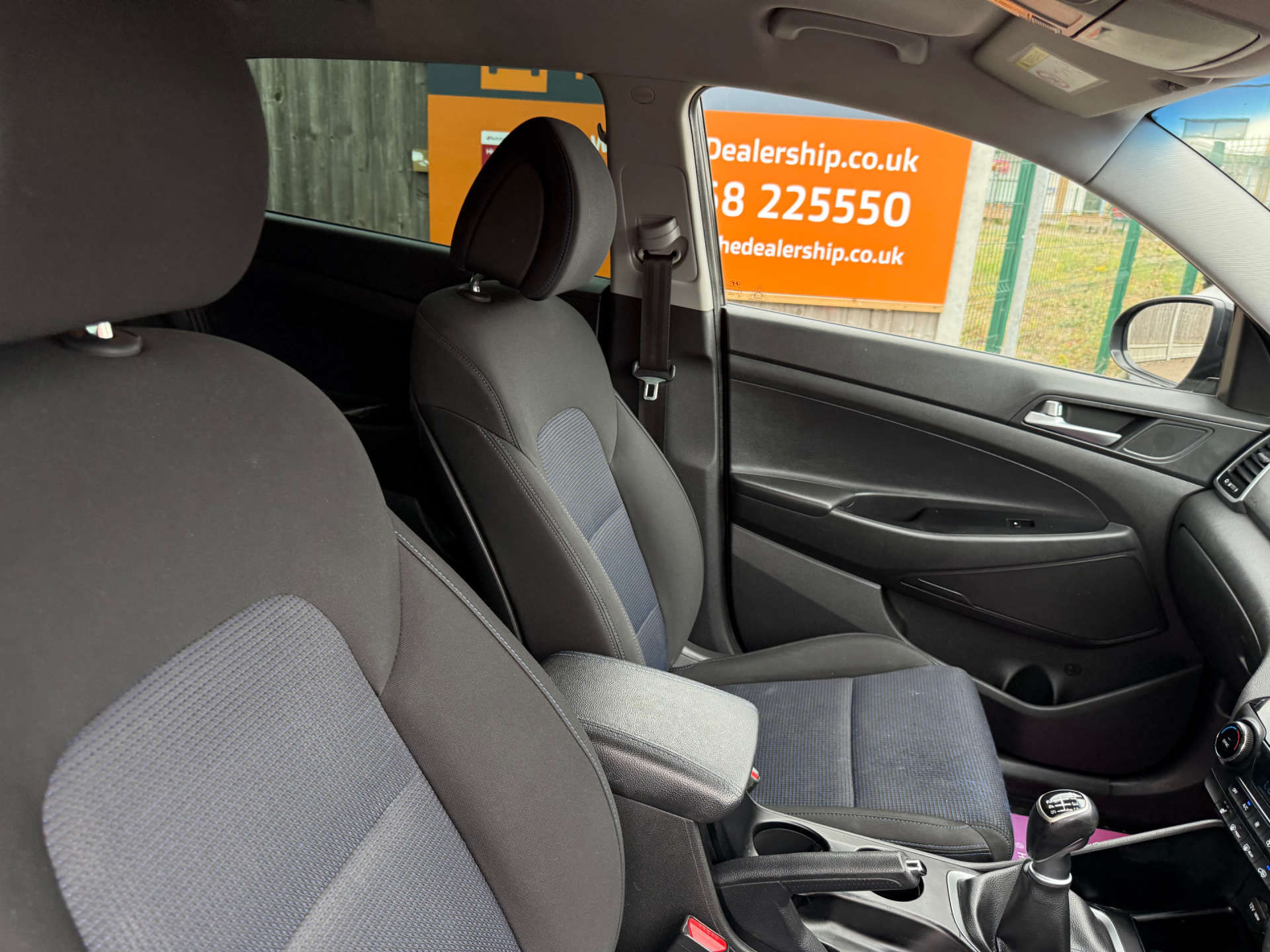 Hyundai TUCSON 1.6 Tucson SE Nav Blue Drive 2WD GDi 5dr #20