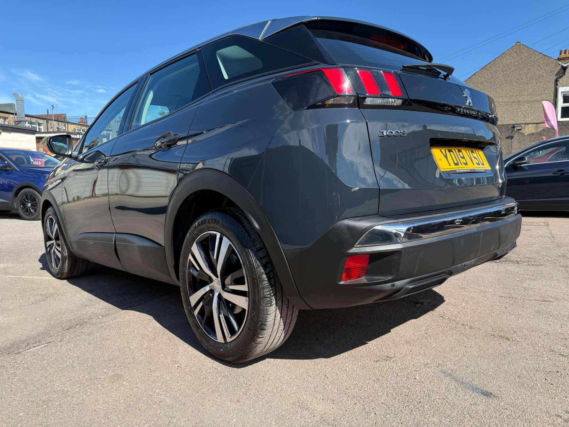 Peugeot 3008 1.2 3008 Active S/S 5dr #111