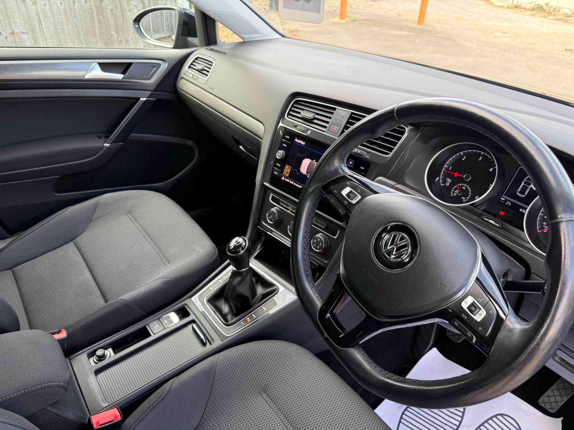 VOLKSWAGEN GOLF 1.6 Golf Match TDI 5dr #23