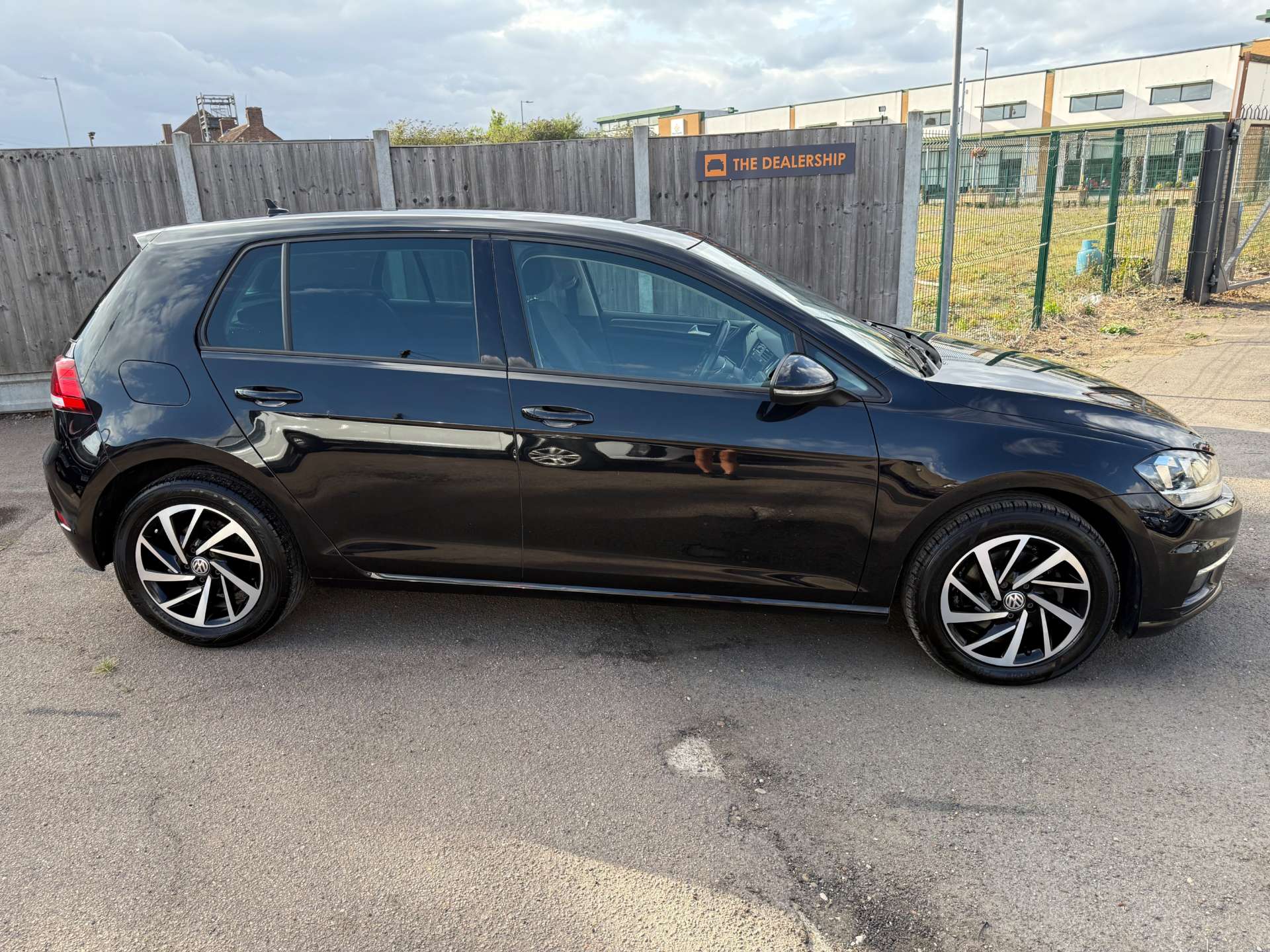 VOLKSWAGEN GOLF 1.6 Golf Match TDI 5dr #17