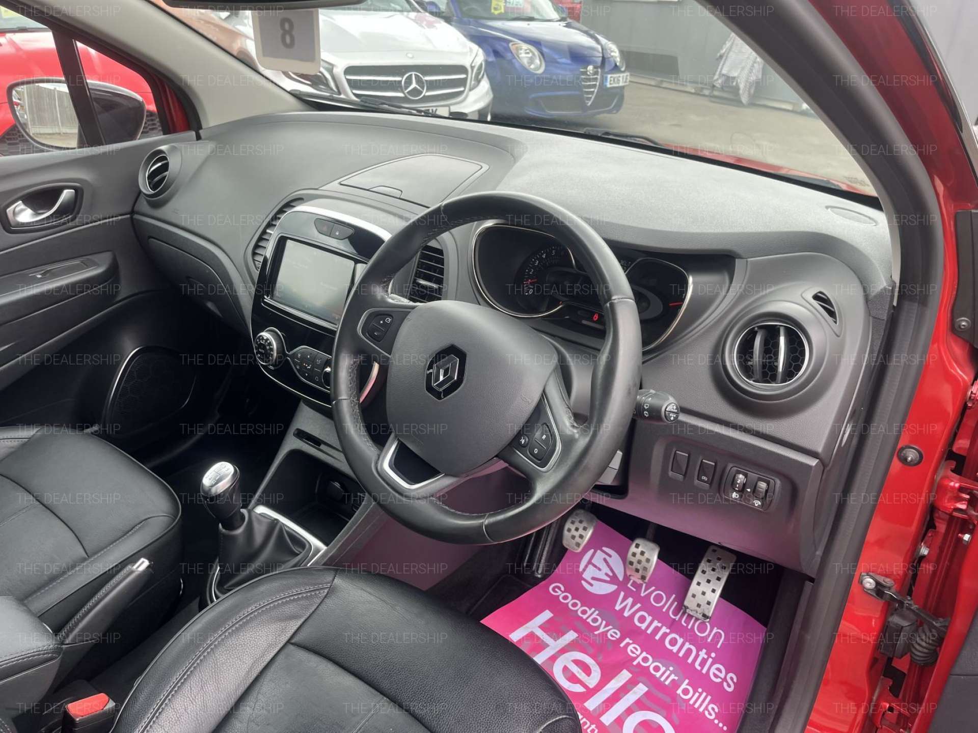 RENAULT Captur 0.9 TCe ENERGY Signature X Nav SUV 5dr Petrol Manual Euro 6 (s/s) (90 ps) #5
