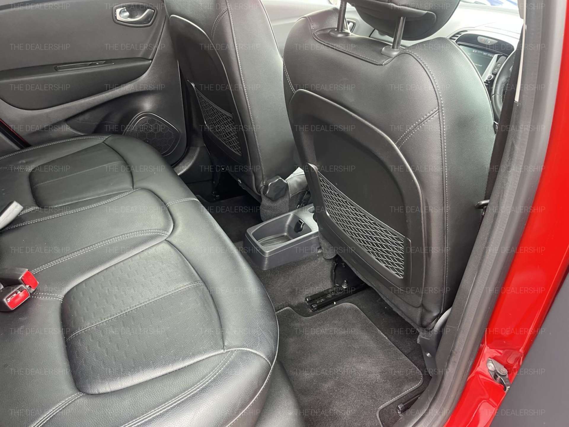 RENAULT Captur 0.9 TCe ENERGY Signature X Nav SUV 5dr Petrol Manual Euro 6 (s/s) (90 ps) #10