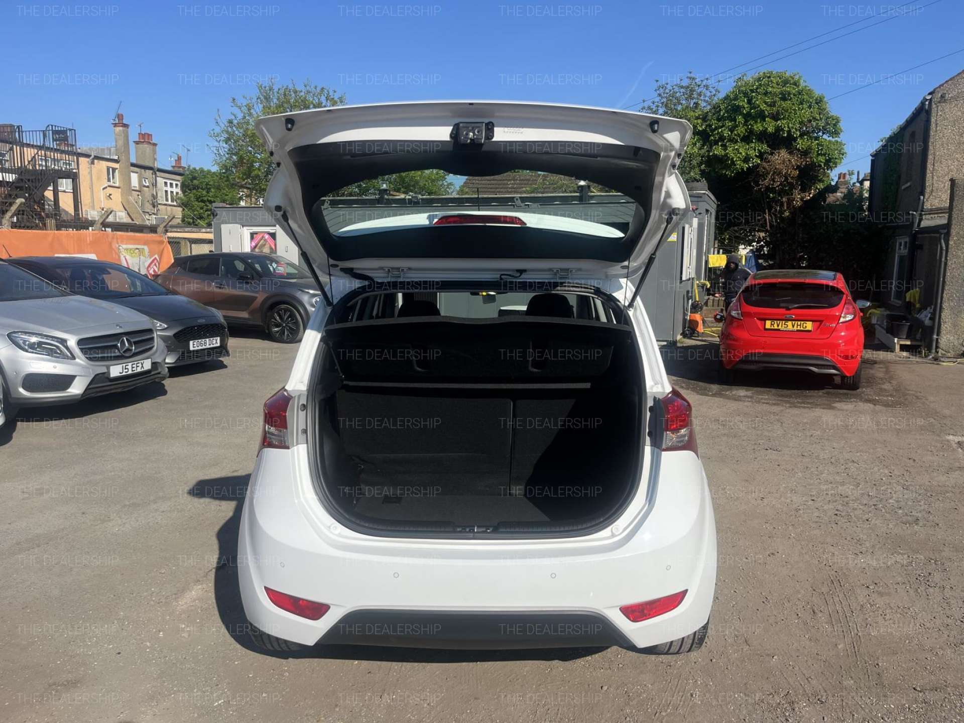 Hyundai IX20 1.6 ix20 SE Auto 5dr #6