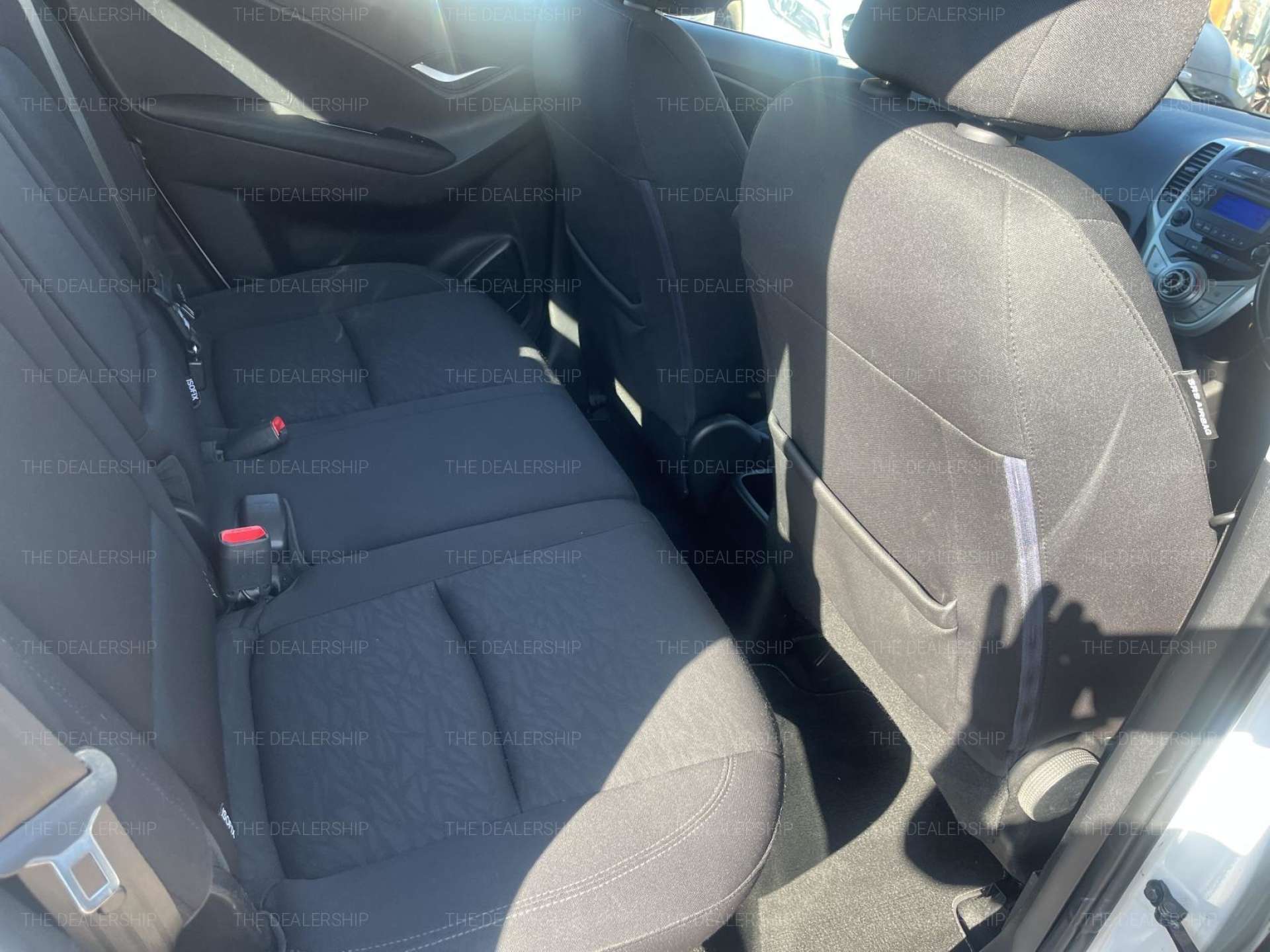 Hyundai IX20 1.6 ix20 SE Auto 5dr #16