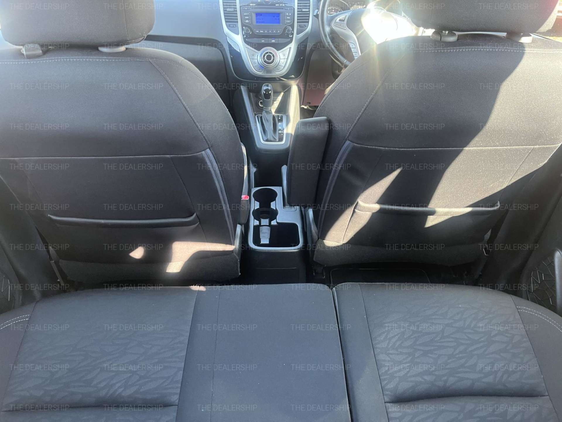 Hyundai IX20 1.6 ix20 SE Auto 5dr #19
