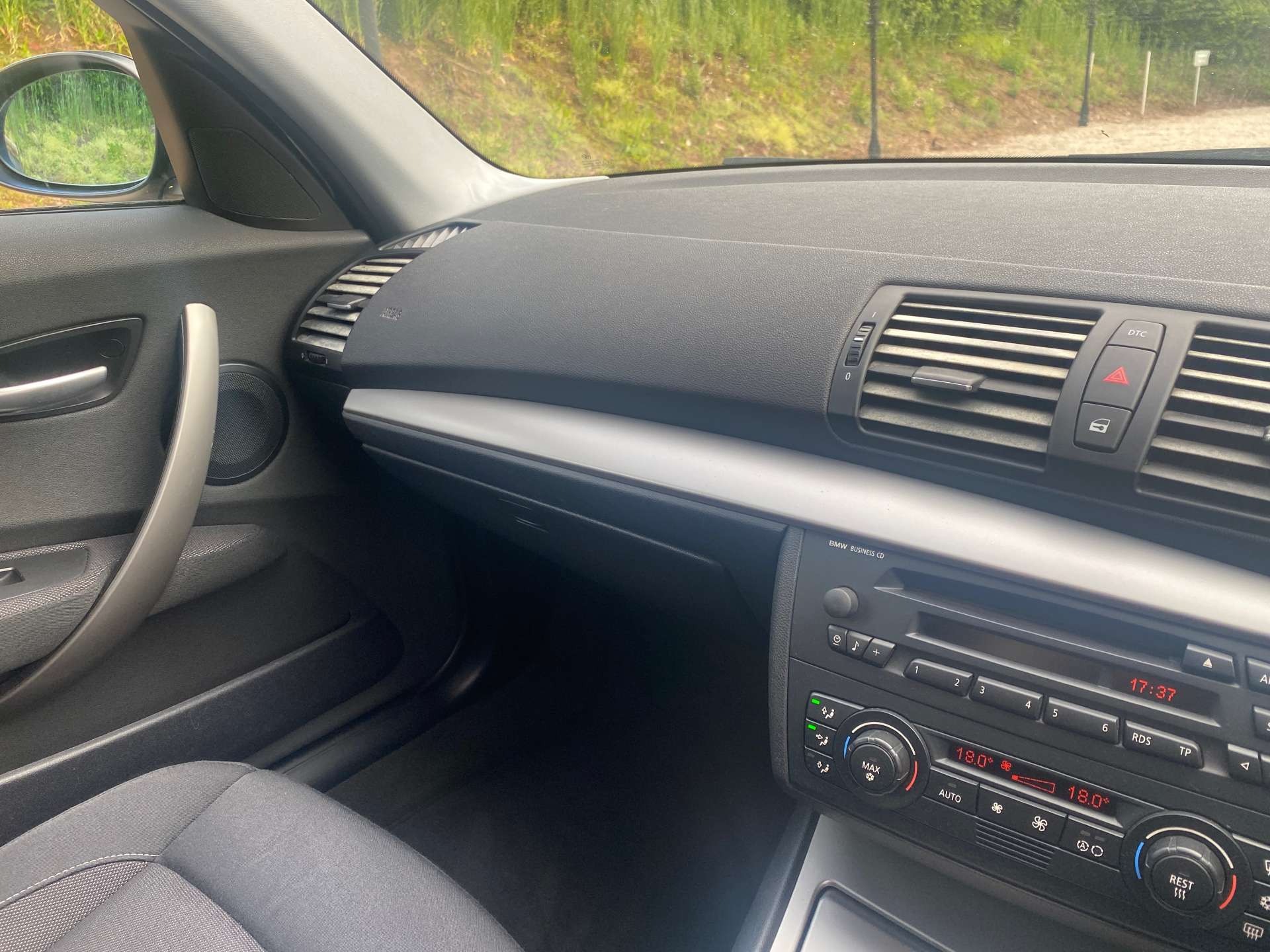 BMW 1 SERIES 2.0 120d SE 5dr #14