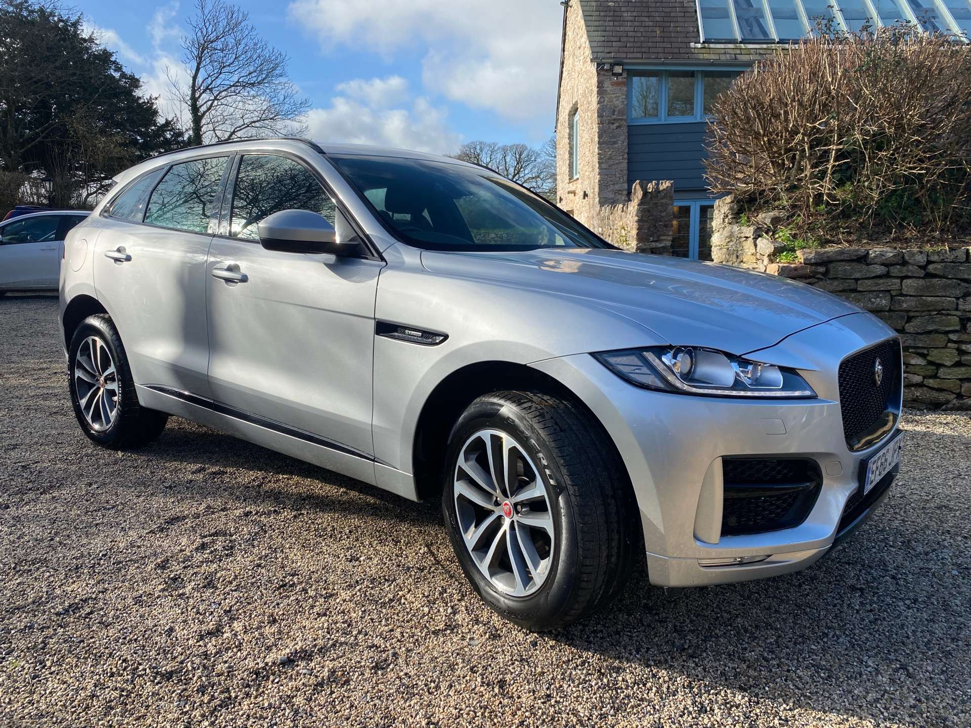 JAGUAR F-PACE 2.0 F-PACE R-Sport D 5dr #0