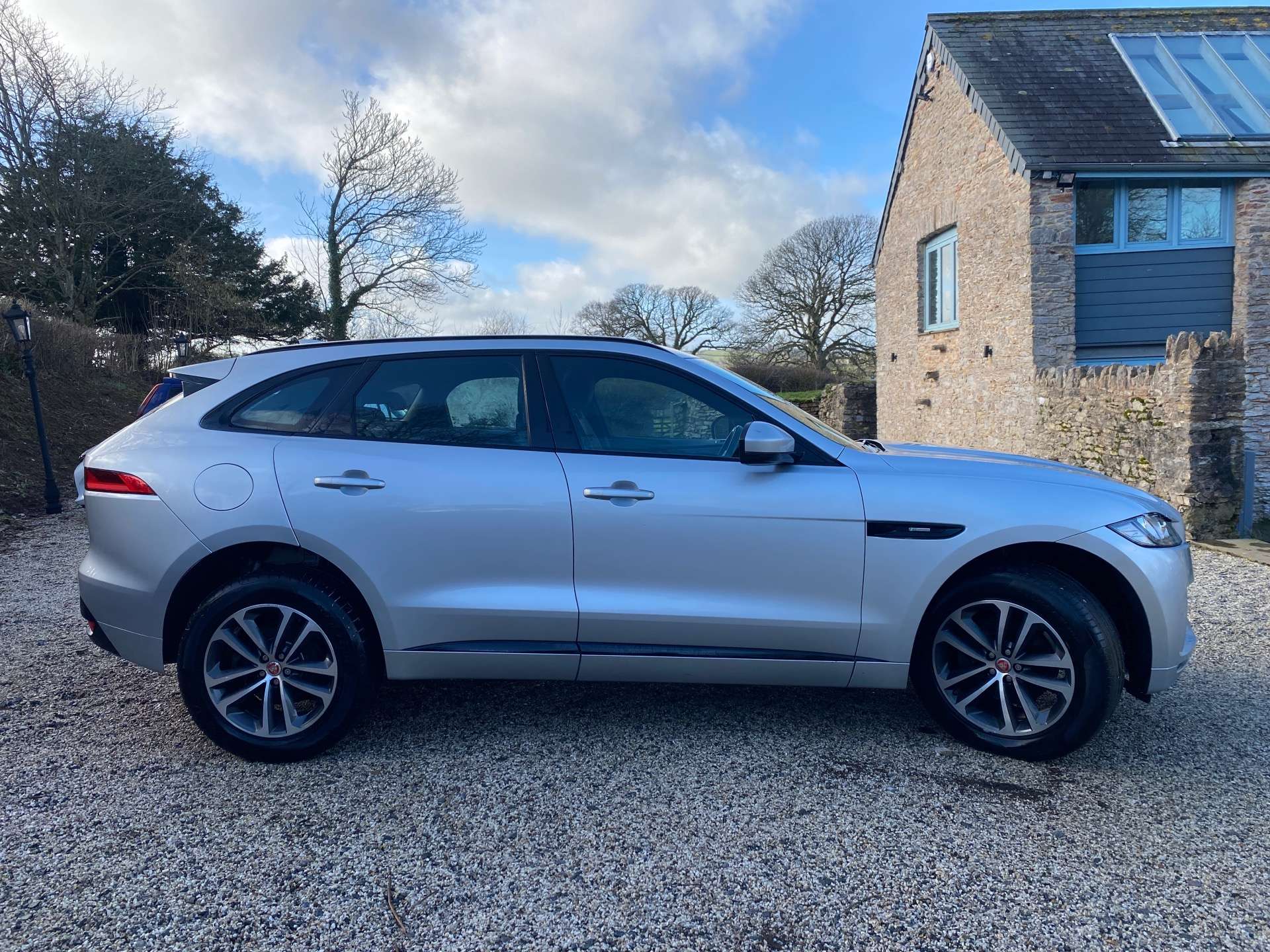 JAGUAR F-PACE 2.0 F-PACE R-Sport D 5dr #3