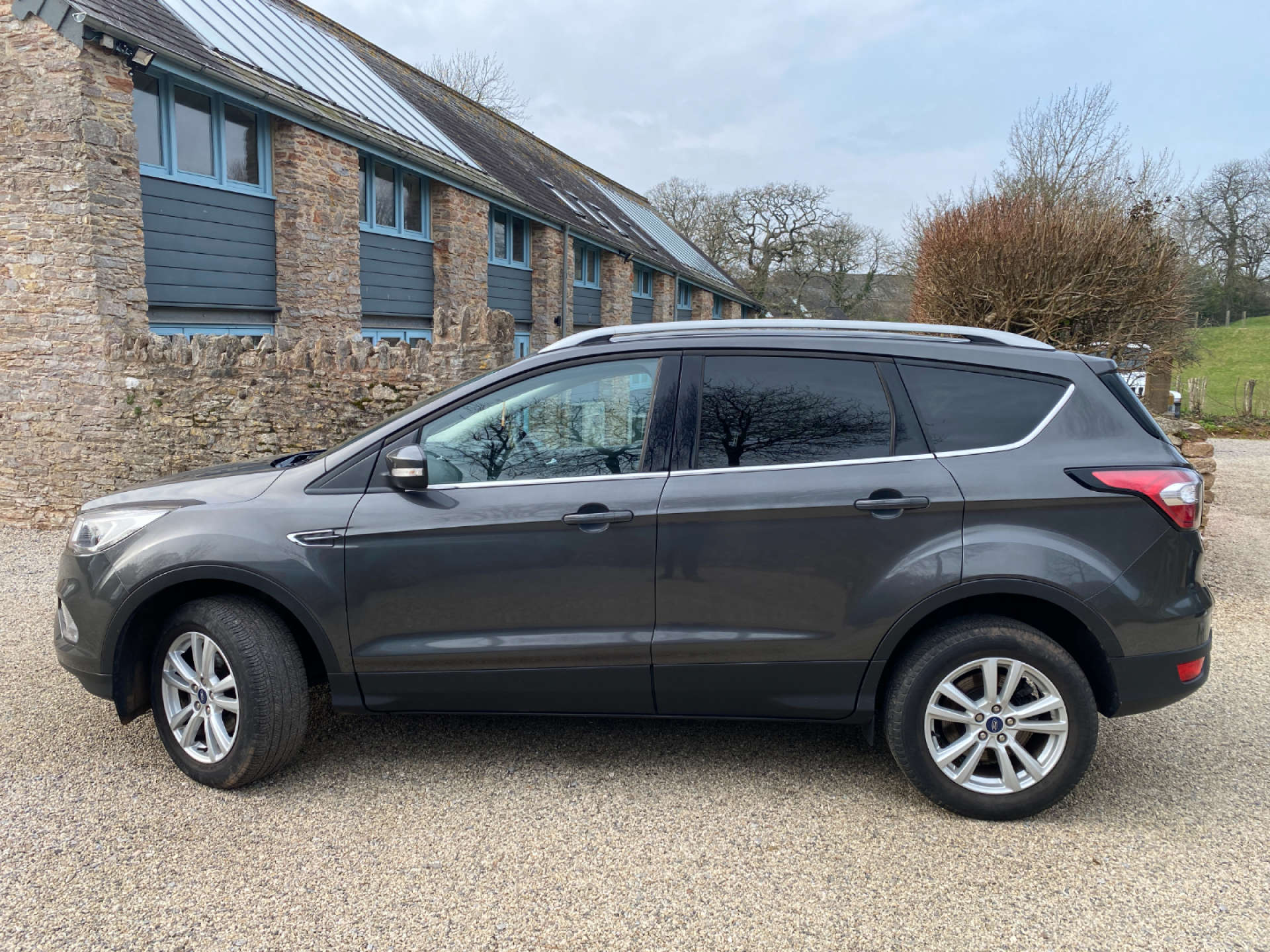 Ford Kuga 1.5T EcoBoost Zetec Euro 6 (s/s) 5dr #4