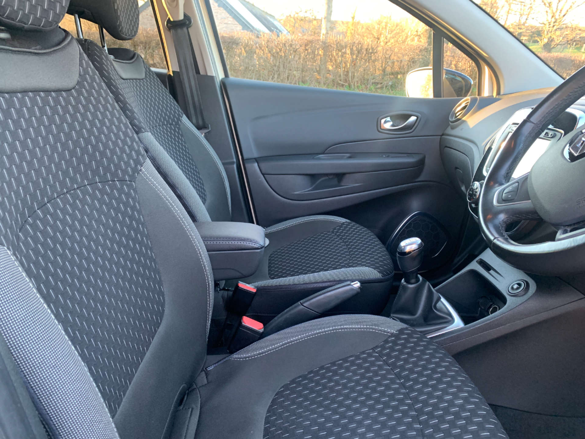 RENAULT CAPTUR 1.5 Captur Dynamique S Nav dCi 5dr #10