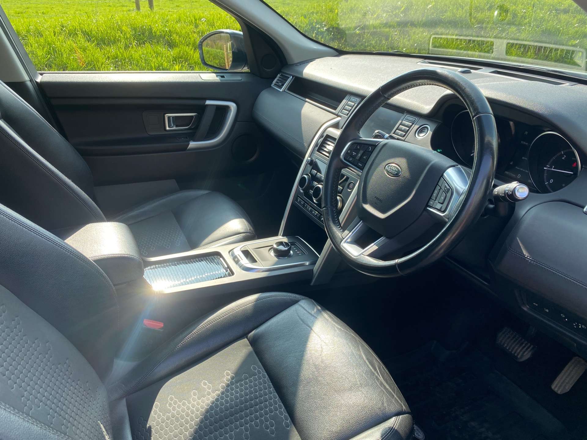 Land Rover Discovery Sport 2.0 Discovery Sport SE Tech TD4 Auto 4WD 5dr #22