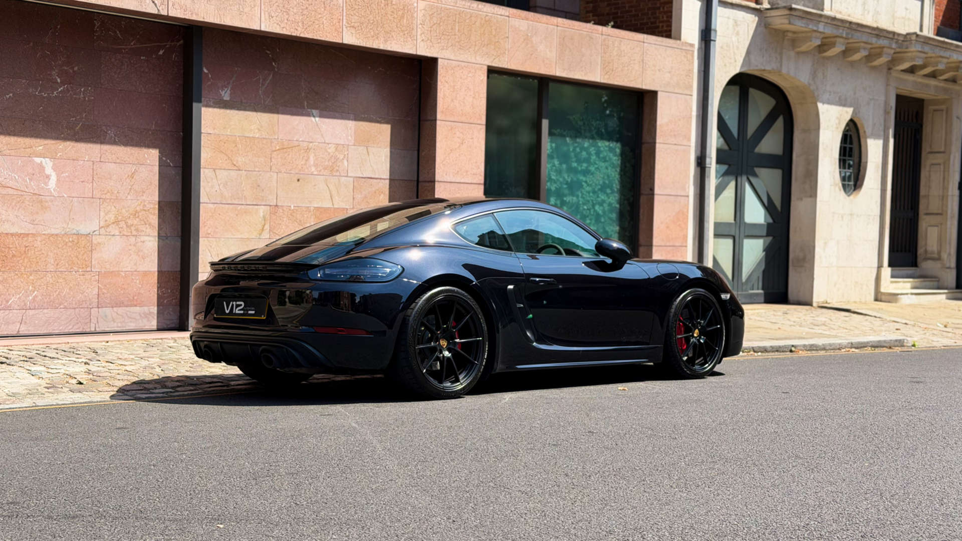 PORSCHE 718 Cayman GTS — photo 3