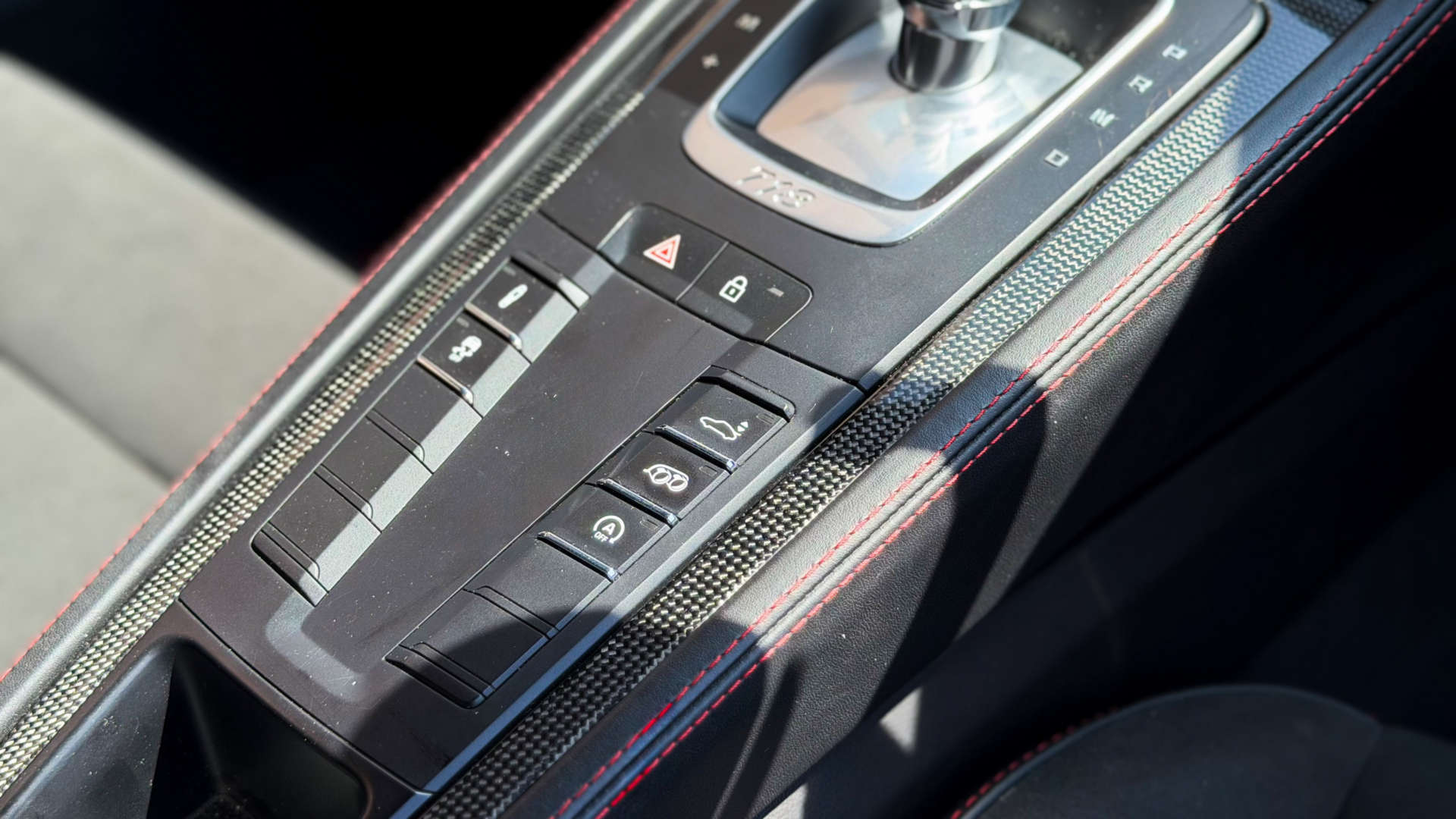 PORSCHE 718 — photo 22