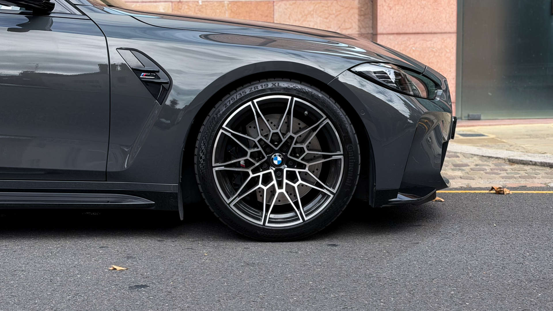 BMW M3 — photo 12