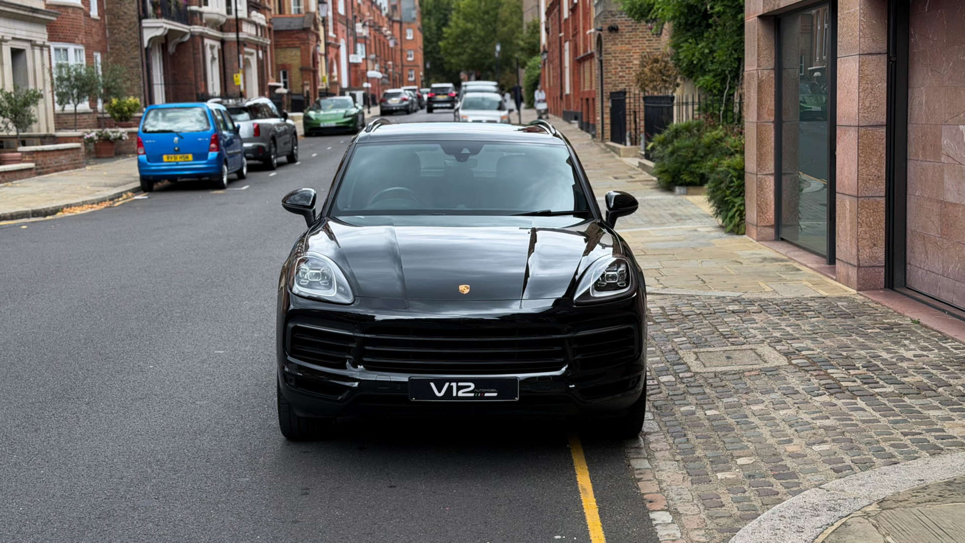 PORSCHE CAYENNE — photo 16