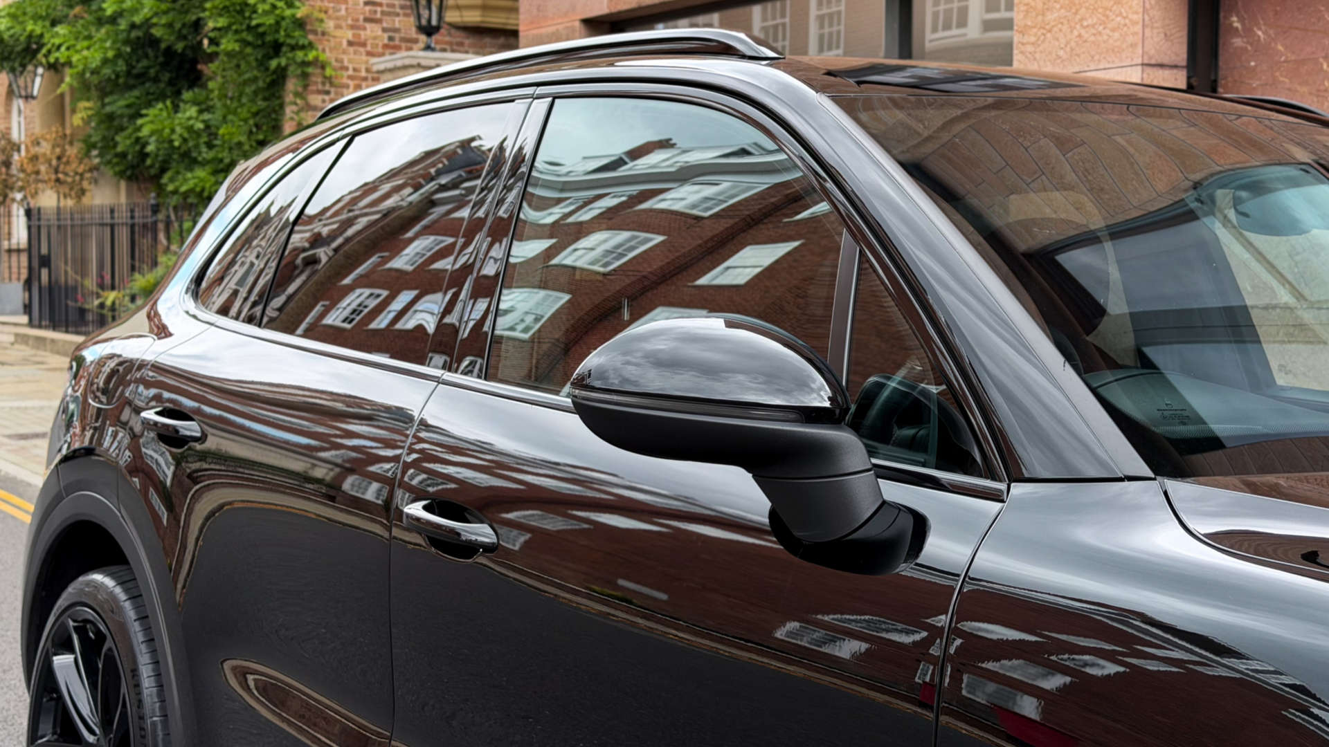 PORSCHE CAYENNE — photo 13