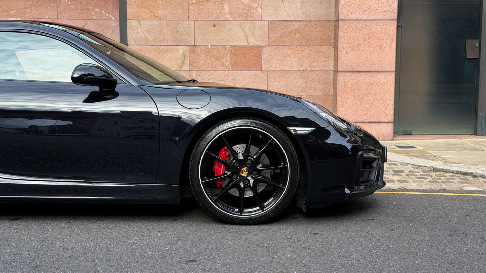 PORSCHE Cayman GTS — photo 9