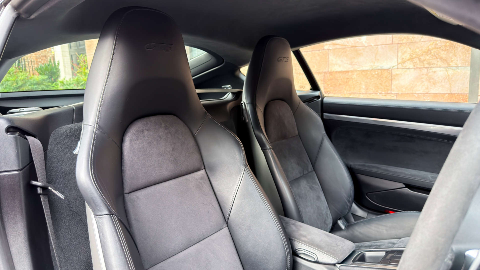 PORSCHE Cayman GTS — photo 2