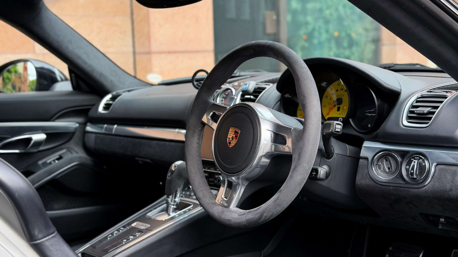 PORSCHE CAYMAN — photo 19