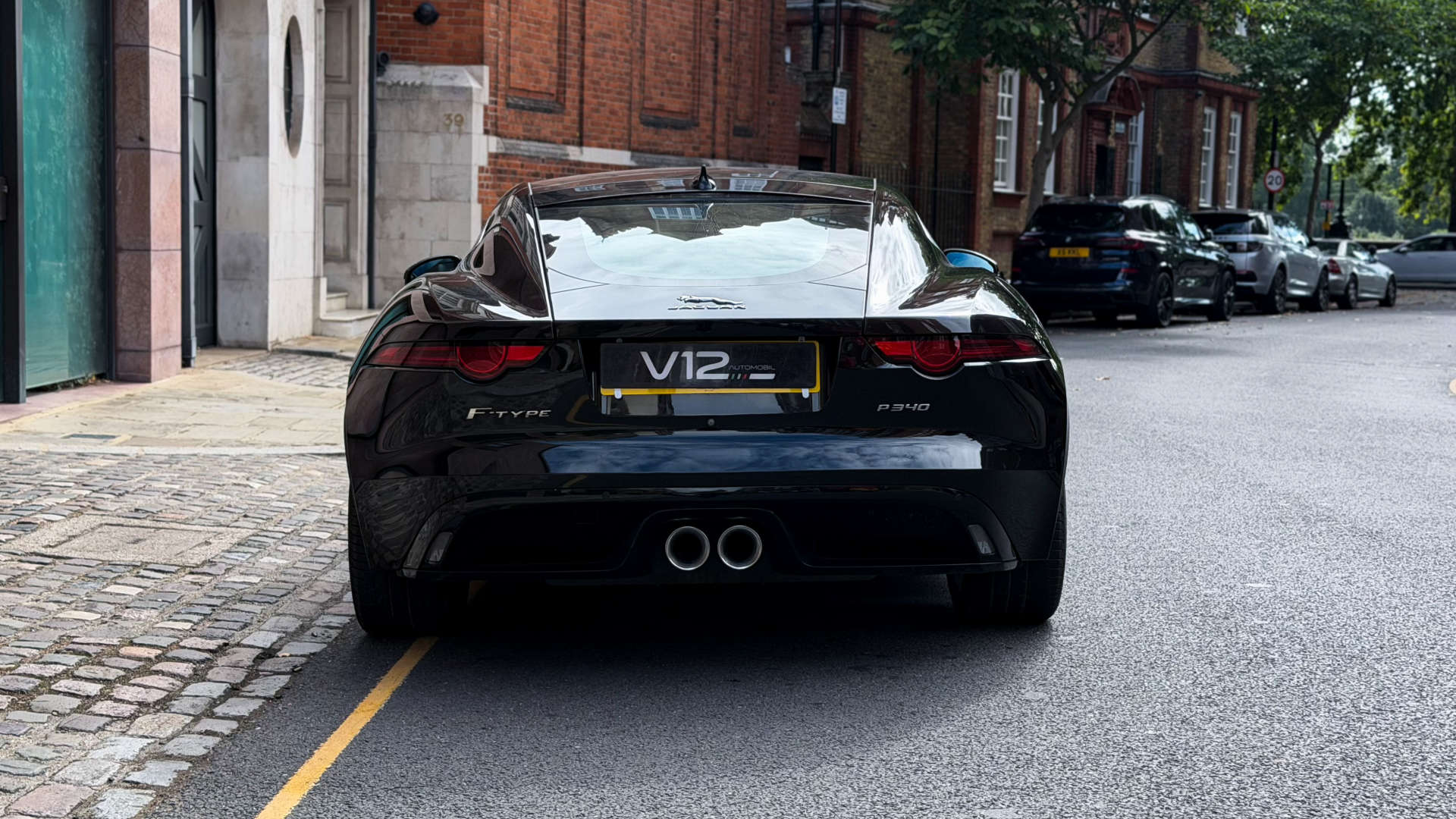 Jaguar F-Type V6 R-Dynamic — photo 7
