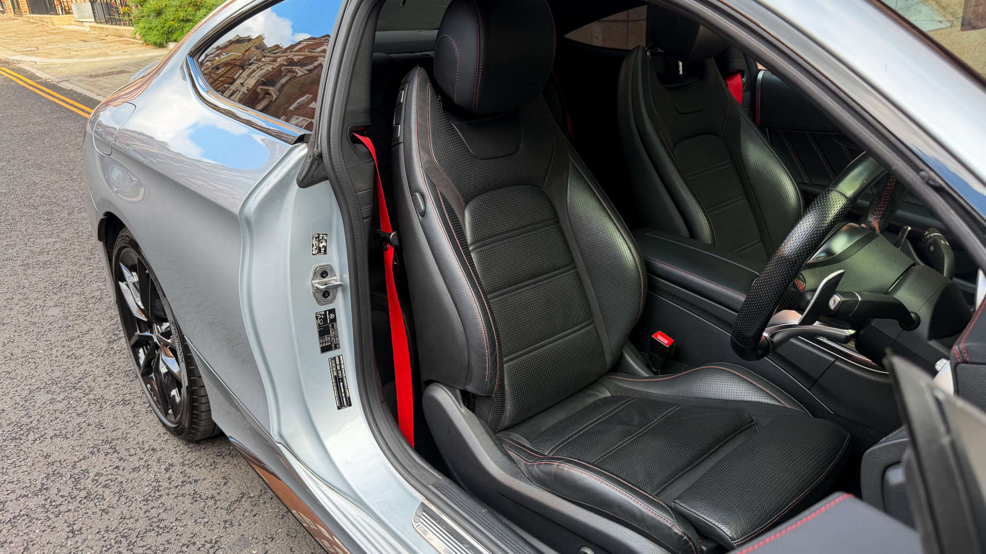 Mercedes-Benz C-CLASS AMG C 43 Night Edition Premium+ 4Matic — photo 2