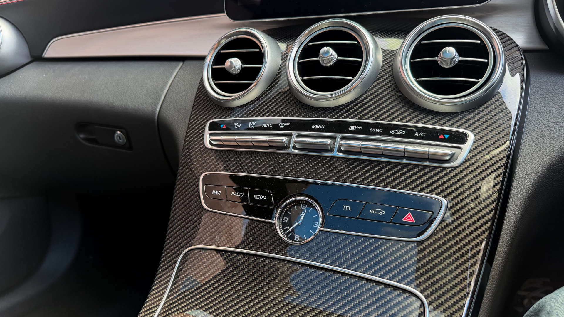 Mercedes-Benz C-CLASS — photo 14