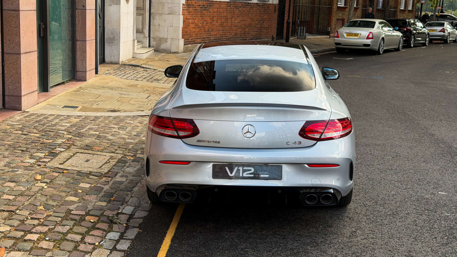Mercedes-Benz C-CLASS — photo 28