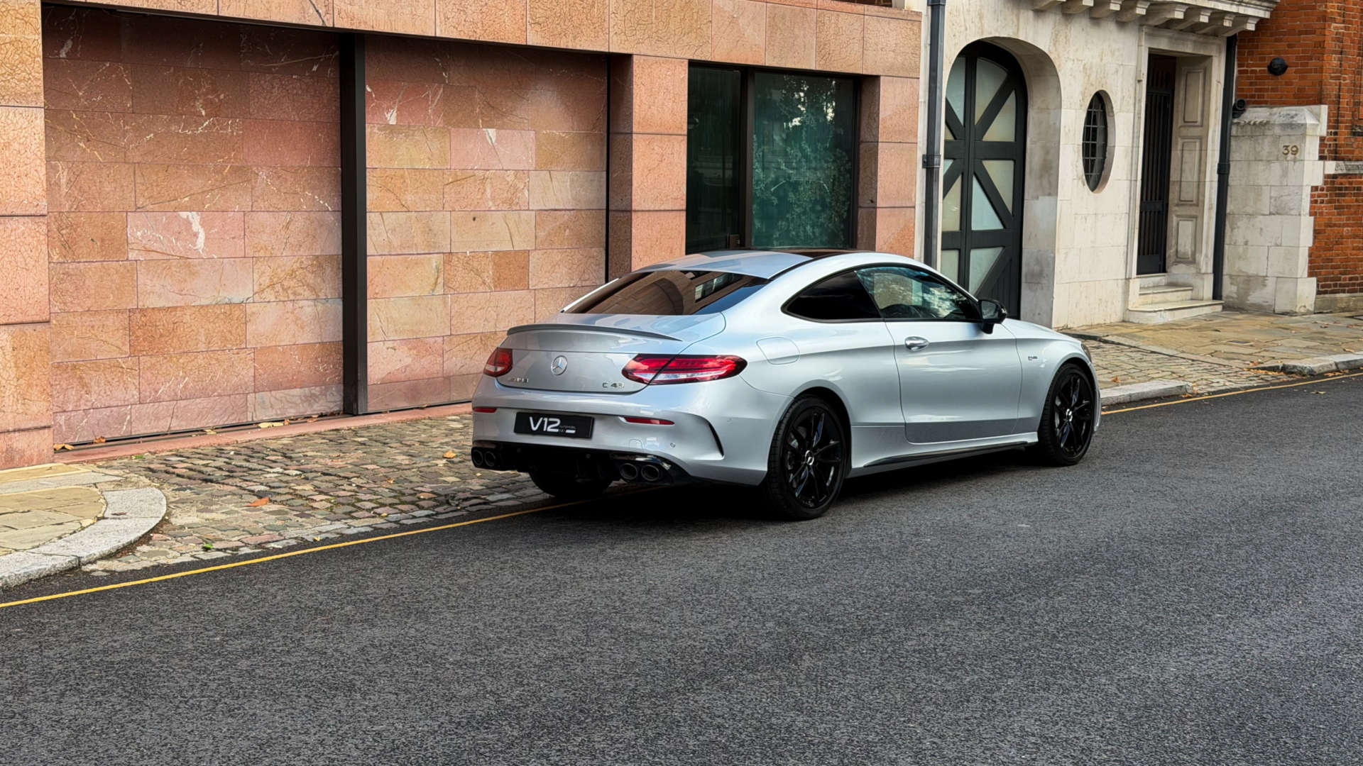 Mercedes-Benz C-CLASS — photo 31