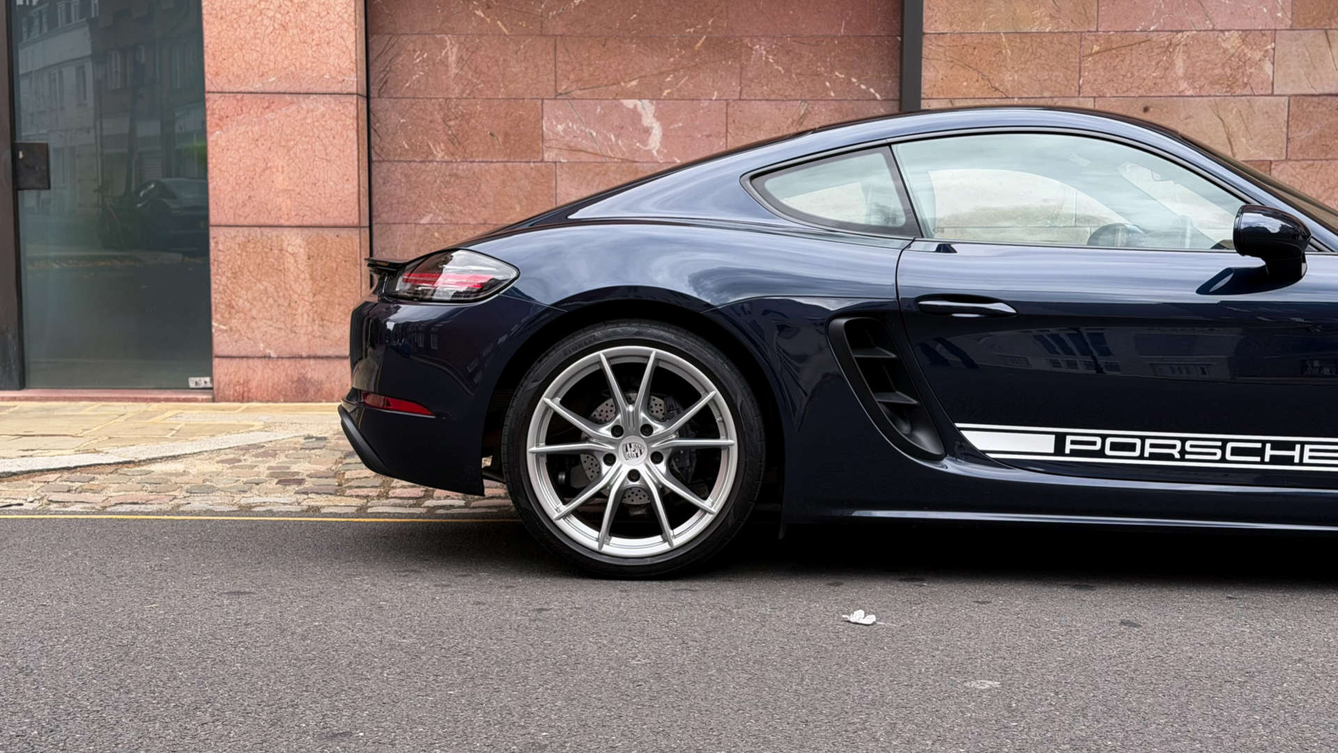 PORSCHE 718 — photo 11