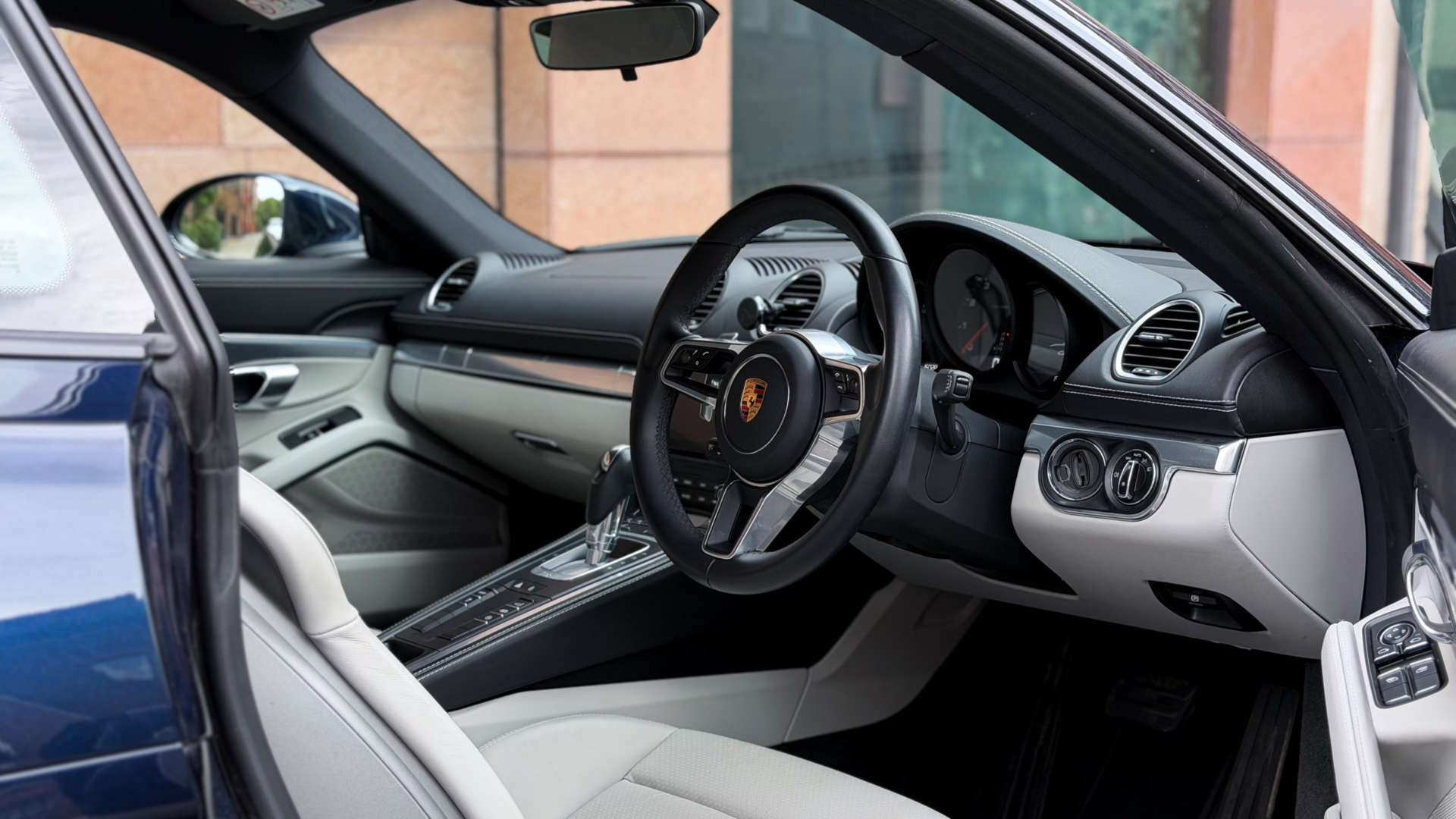 PORSCHE 718 — photo 18