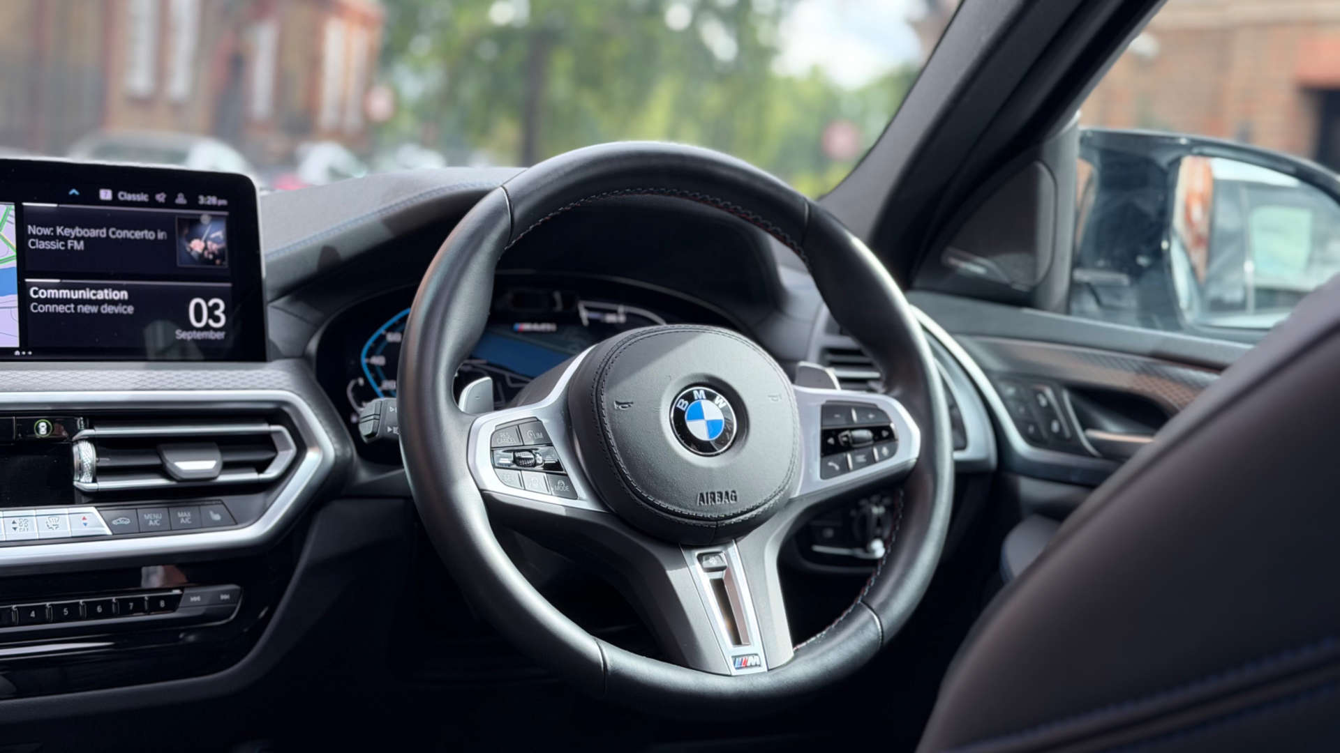BMW X4 — photo 12