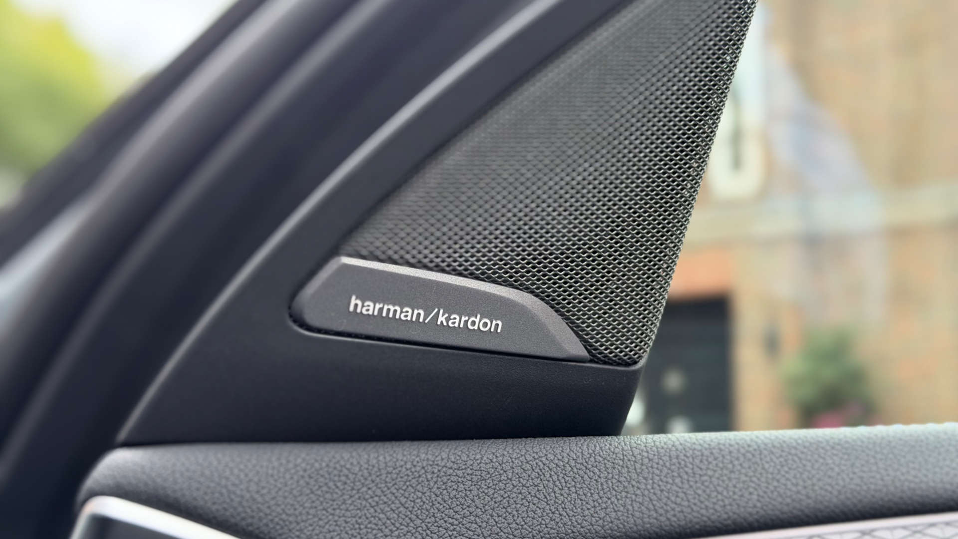 BMW X4 — photo 43
