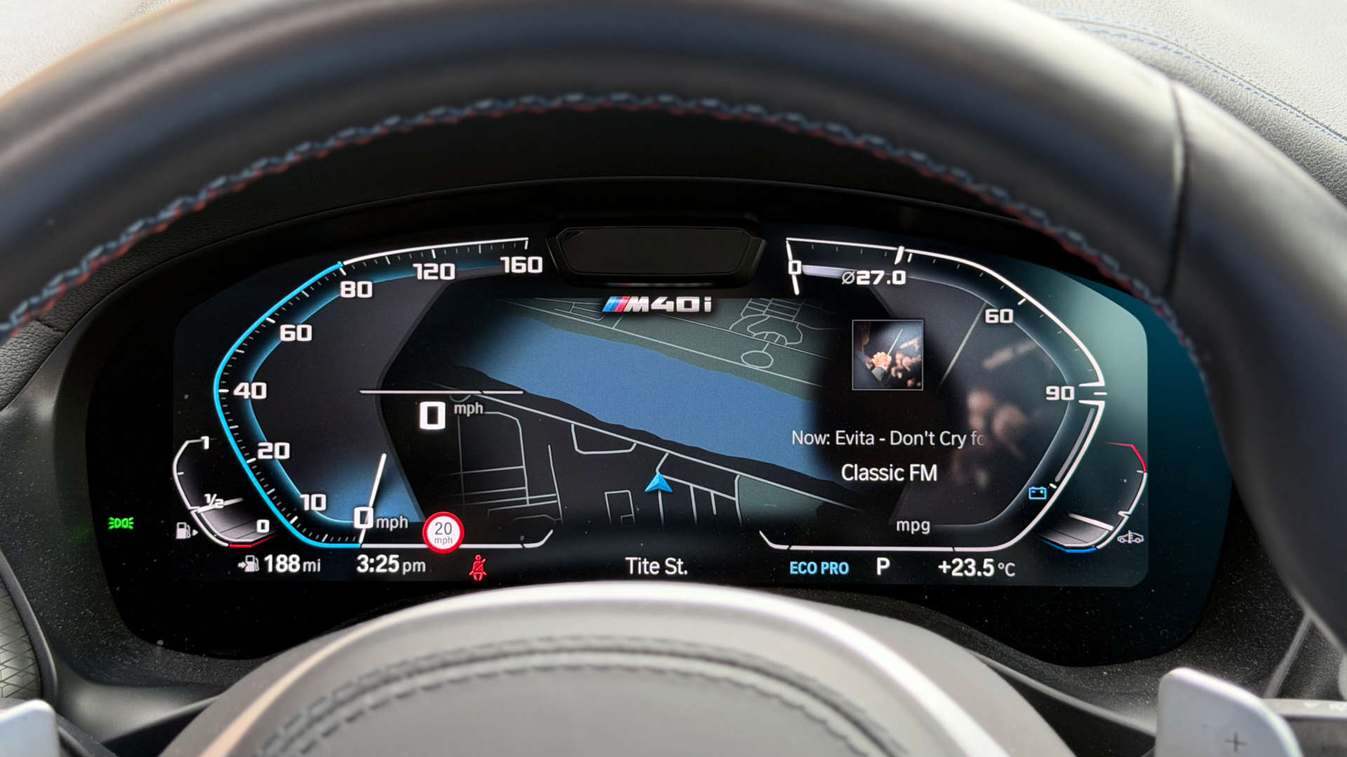 BMW X4 — photo 37