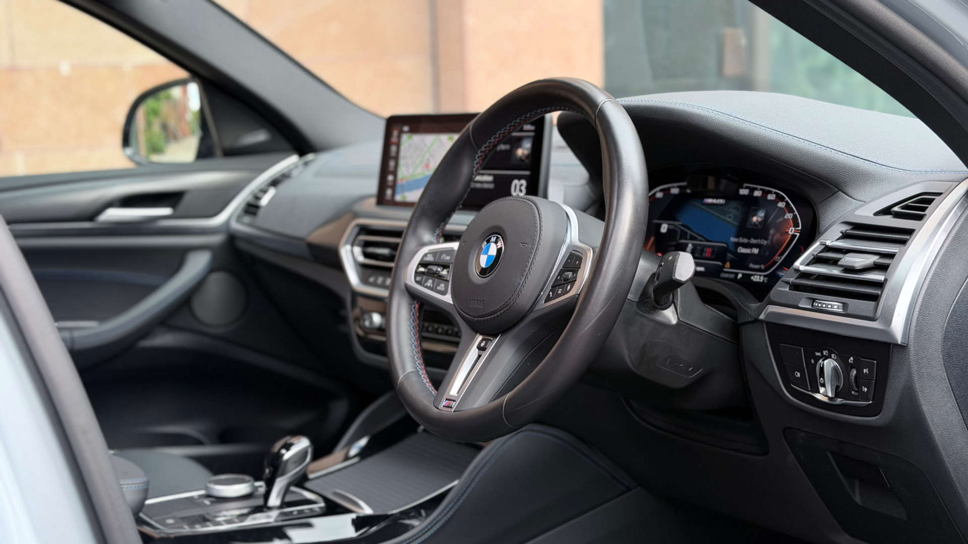 BMW X4 — photo 24